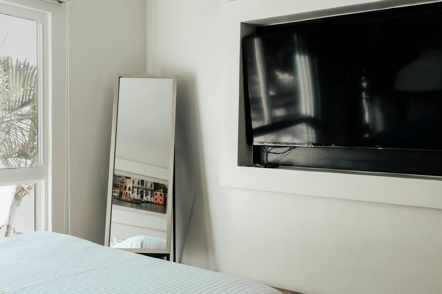 Studio 112 - Stay In Style, Stay Central Ensenada Luaran gambar